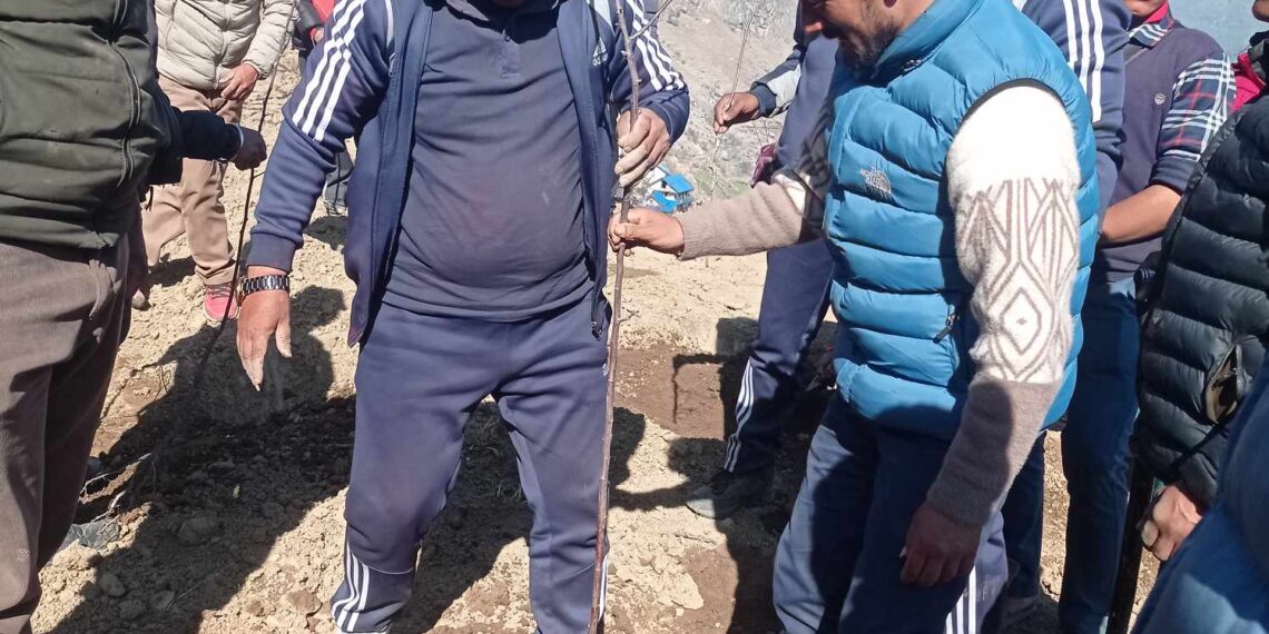  चन्दामुक्त पार्टी बनाउछौ ः महासचिव बिप्लव